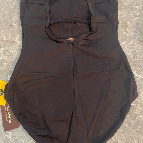 Sansha Leotard With Criss Cross Straps--Adult Small or Medium- New With Tags - Picture 4 of 4